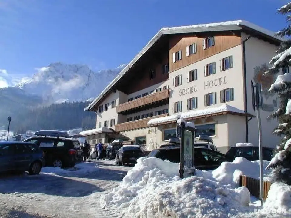 Sport Hotel - Öne Çıkan Resim