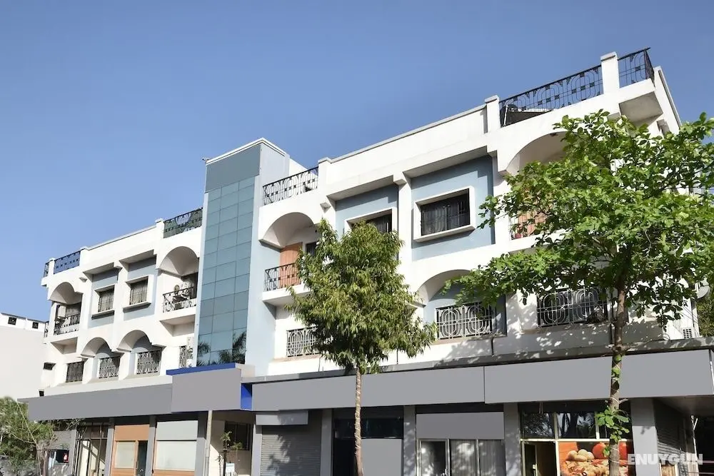 SPOT ON 29030 Hotel Royal Front - Öne Çıkan Resim