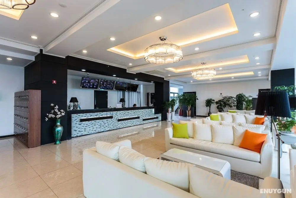 Spring and Autumn Hotel & Resort - Lobi