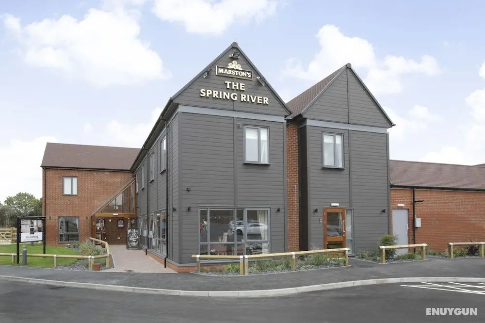 Spring River Ebbsfleet by Marston's Inns - Öne Çıkan Resim