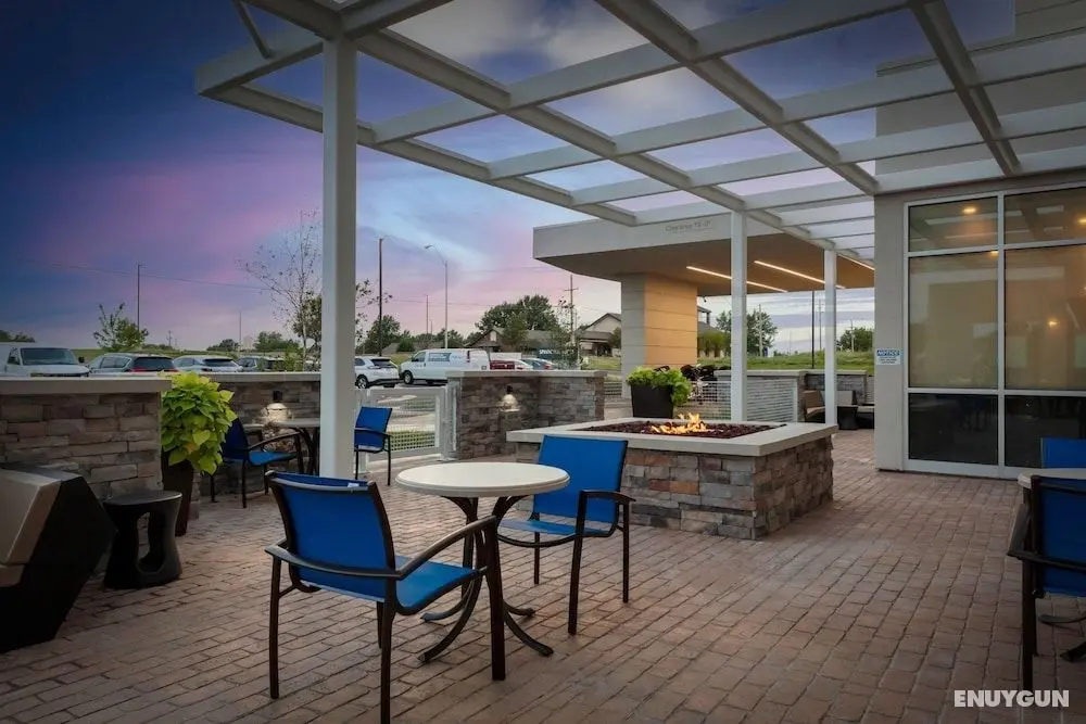 SpringHill Suites Kansas City Airport - Öne Çıkan Resim