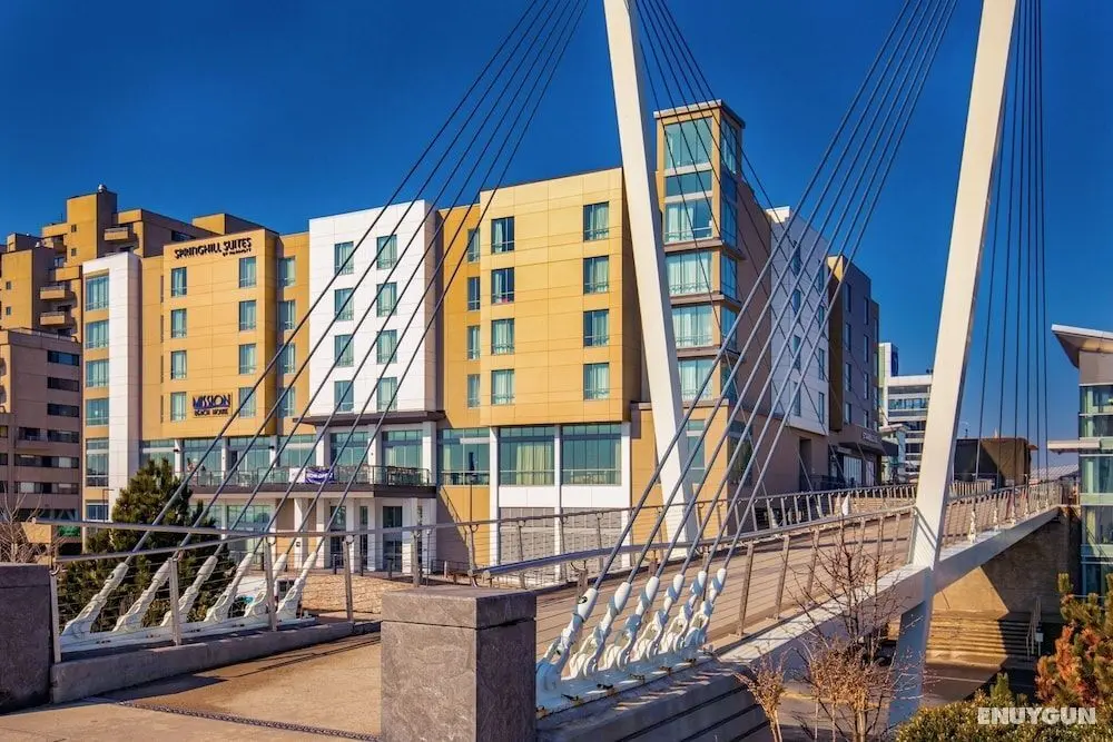 SpringHill Suites by Marriott Boston Logan Airport Revere Beach - Öne Çıkan Resim
