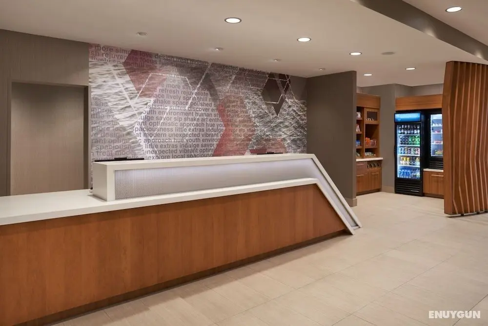 SpringHill Suites by Marriott Fort Myers Estero - Lobi