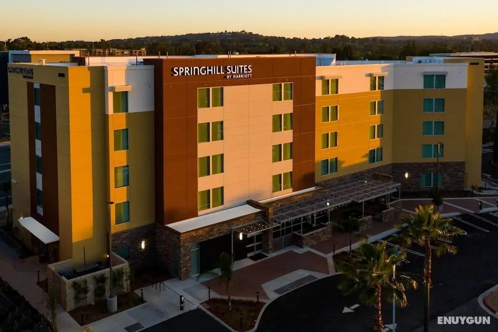 SpringHill Suites by Marriott Irvine Lake Forest - Öne Çıkan Resim