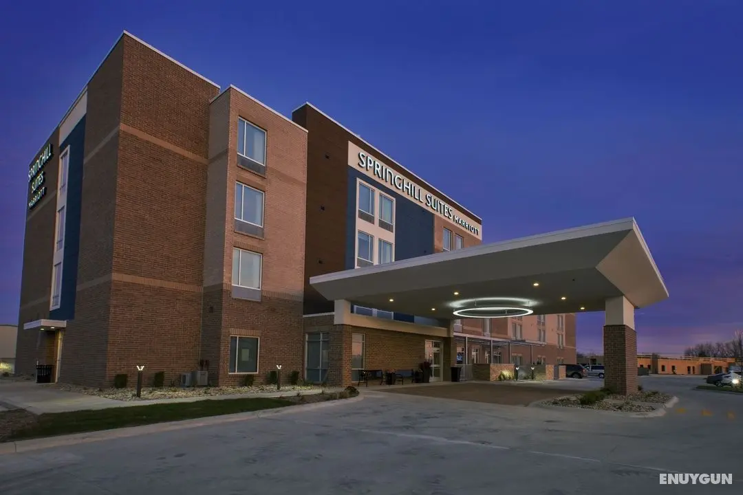 SpringHill Suites St. Joseph Benton Harbor - Dış Mekan