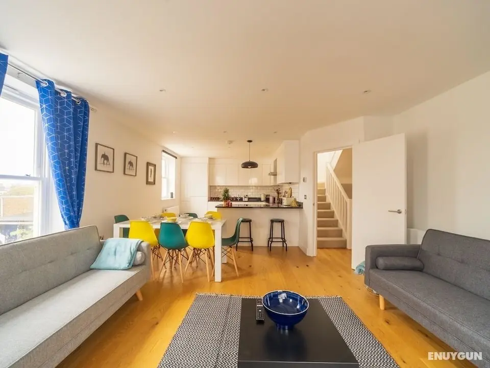 St Johns Road Apartments - Öne Çıkan Resim