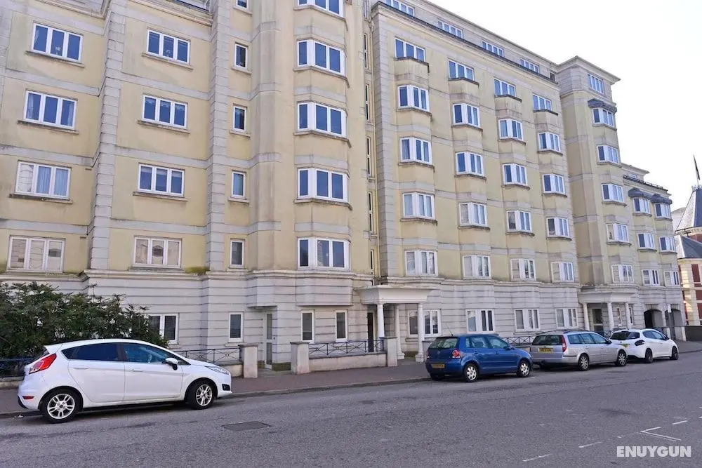 Stagedoor Apartment - Dış Mekan