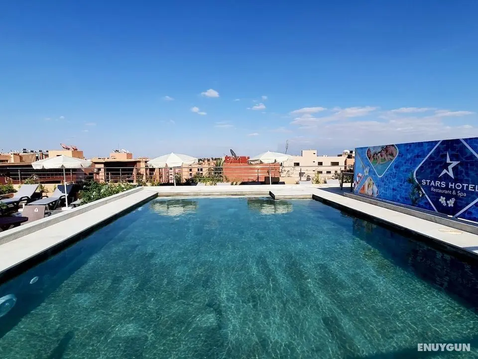 Stars Hotel - Öne Çıkan Resim