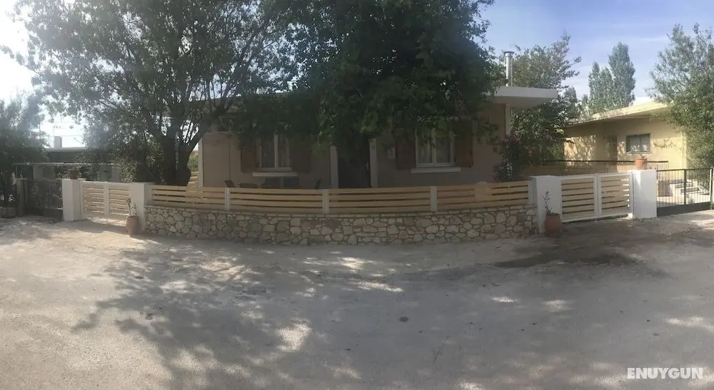 Stathis Home - Dış Mekan