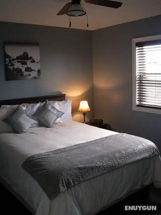 Stay in Gros Morne - Öne Çıkan Resim
