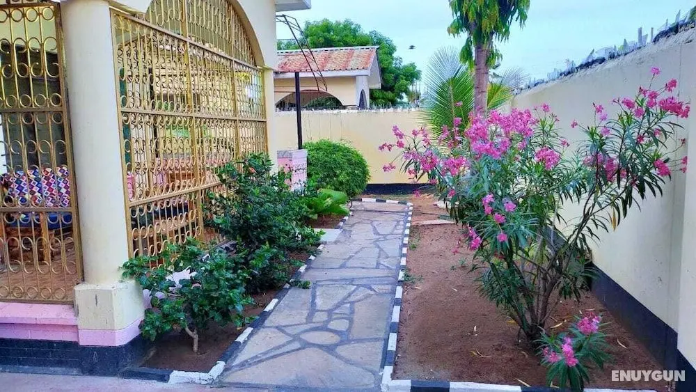 Stay.Plus Mtwapa Holiday Home - Dış Mekan