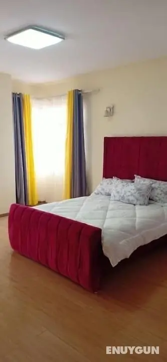 Stay.Plus Saphire Court Apartment - Oda