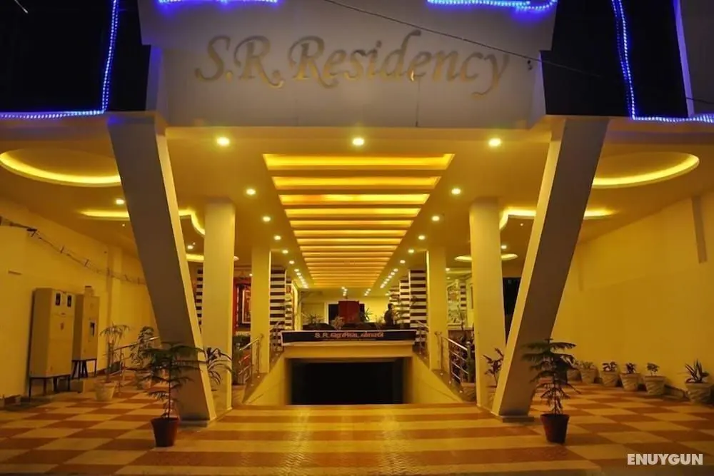 StayApart - SR Residence - Otopark