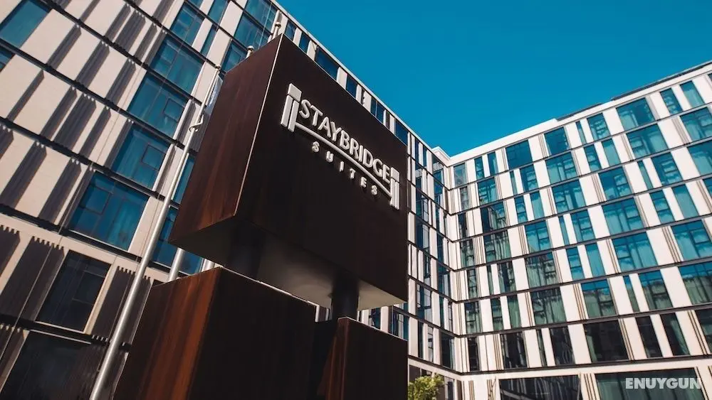 Staybridge Suites Dubai Al-Maktoum Airport, an IHG Hotel - Öne Çıkan Resim