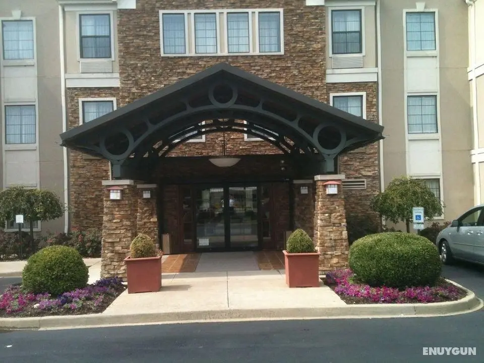 Staybridge Suites Louisville-East - Genel