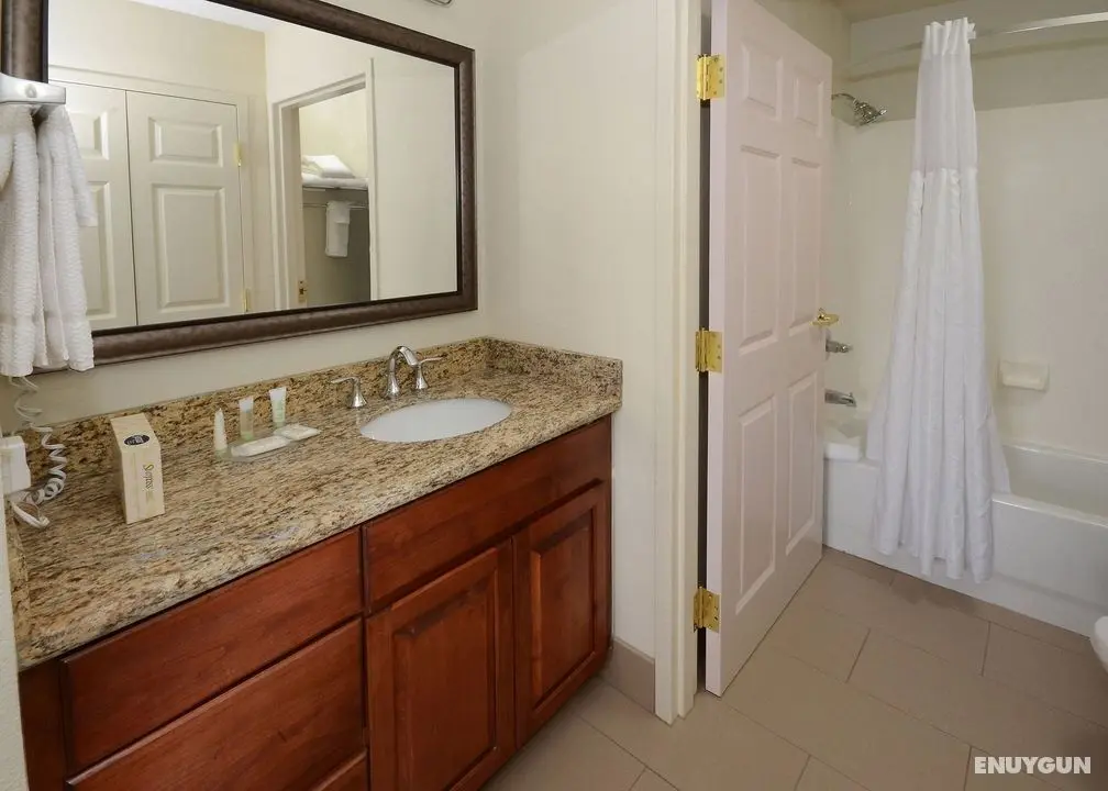 Staybridge Suites Raleigh-Durham APT-Morrisville - Oda