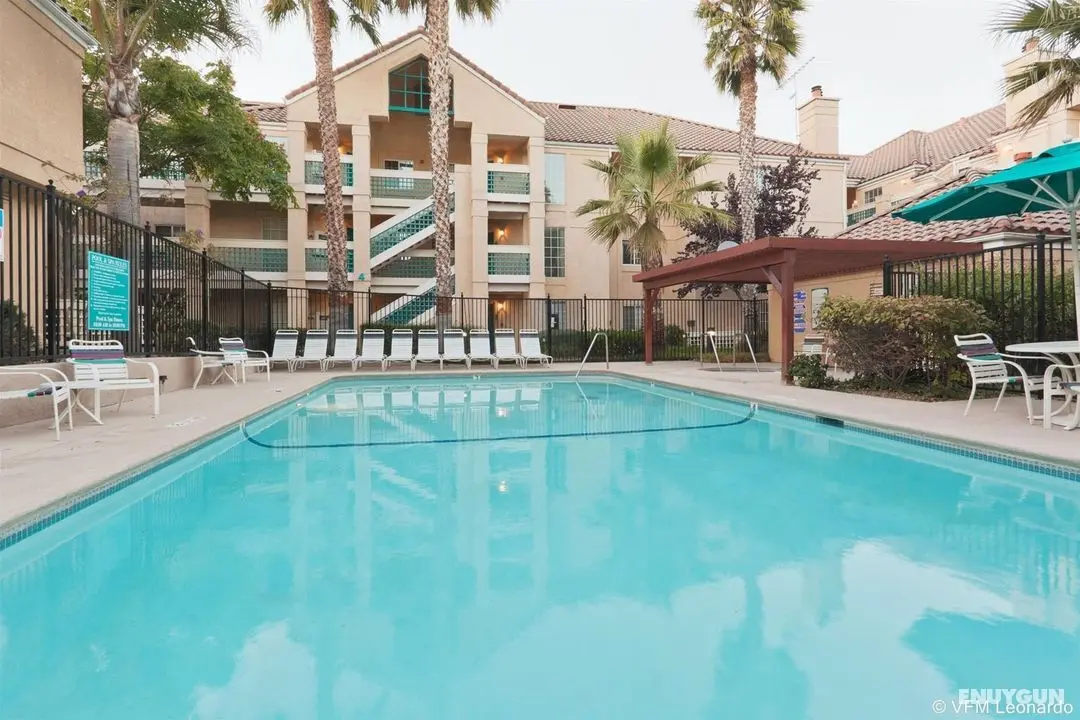 Staybridge Suites San Francisco Airport - Havuz