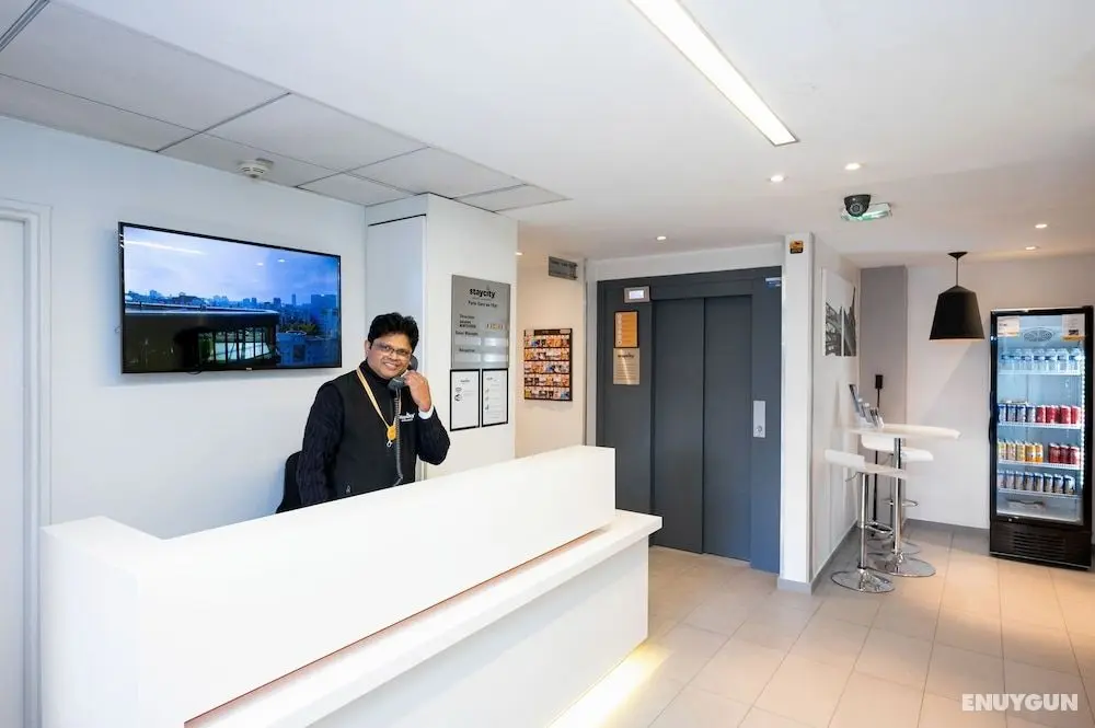Staycity Aparthotels Gare de l'Est - Lobi