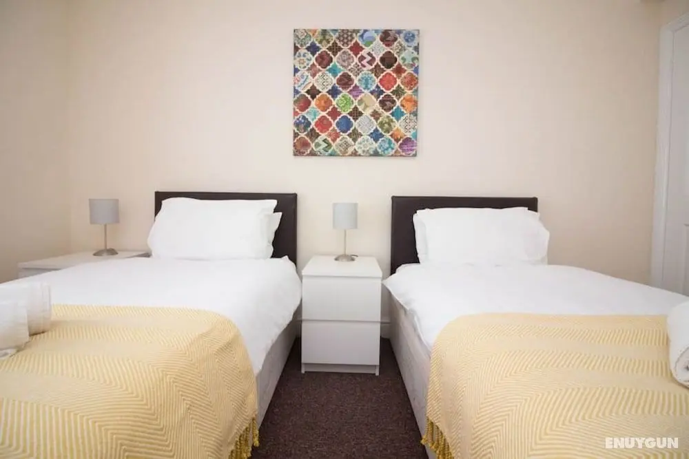 Stayzo Penthouse Accommodation 2- Premier Lodge - Öne Çıkan Resim