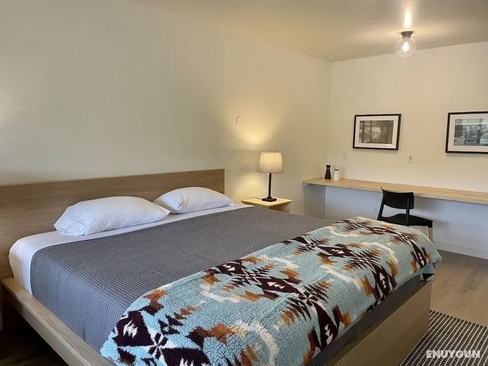 Steelhead Inn - Öne Çıkan Resim
