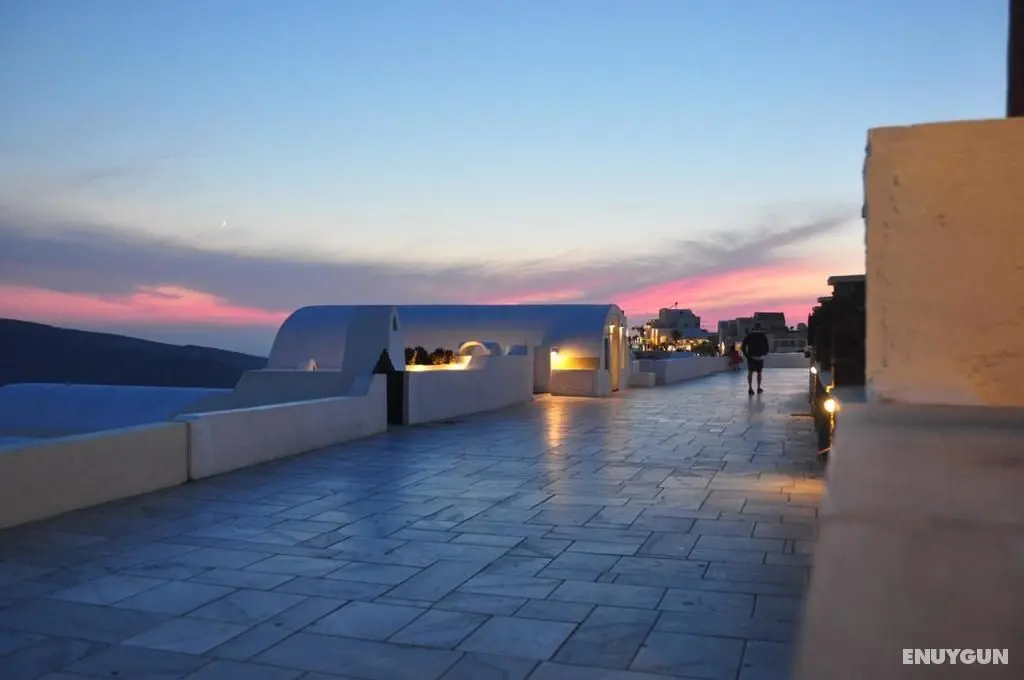 Stelios Rooms Golden View - Genel