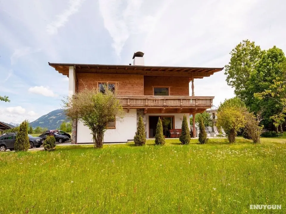 Stellar Holiday Home in Hopfgarten With Roof Terrace - Öne Çıkan Resim