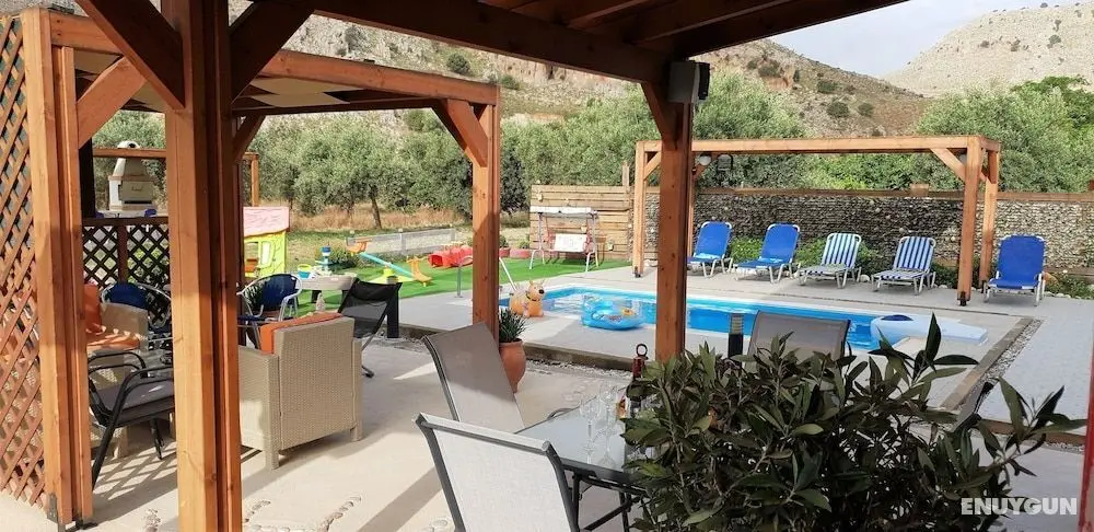 Stergios Villa - Öne Çıkan Resim