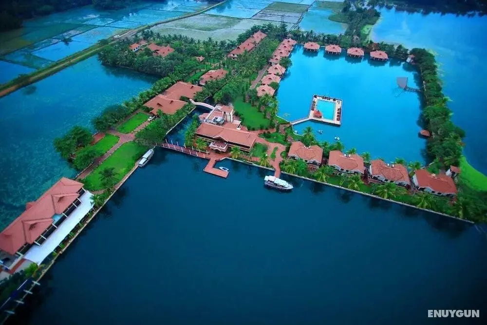 Sterling Lake Palace Alleppey - Öne Çıkan Resim