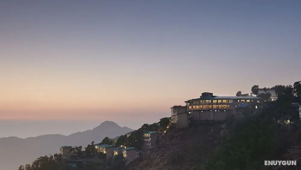Sterling Mussoorie - Öne Çıkan Resim