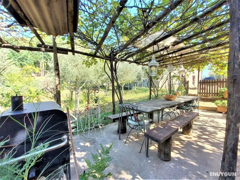 Stone Holiday Home in Fiano Pescaglia With Private Garden - Öne Çıkan Resim