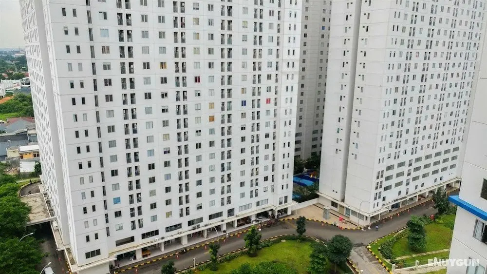 Strategic and Cozy 2BR Bassura City Apartment - Dış Mekan
