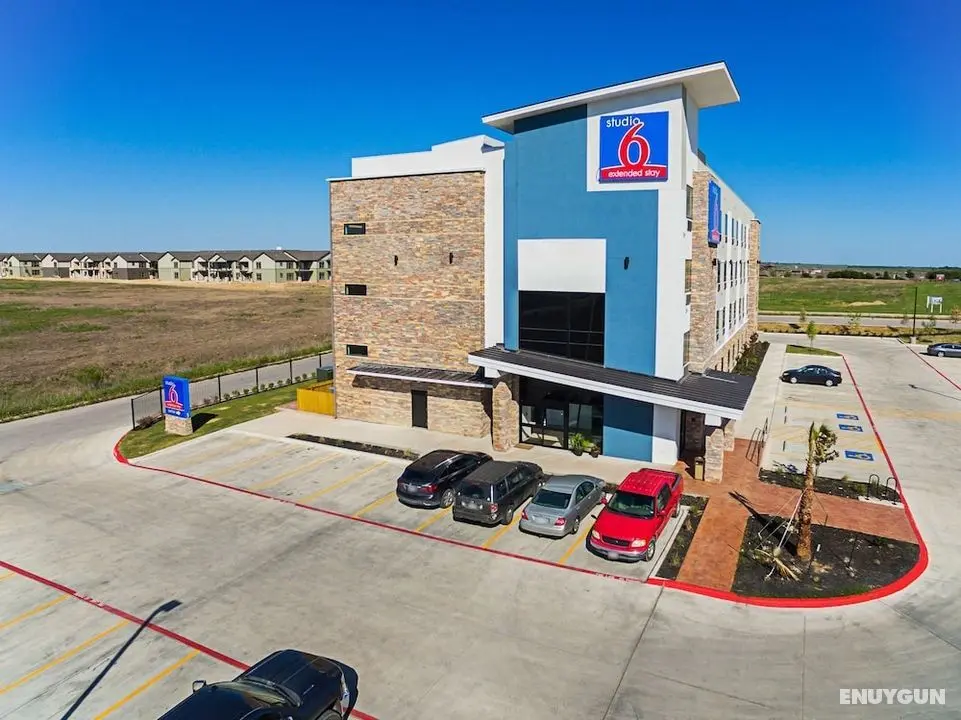 Studio 6 Buda, TX - Dış Mekan