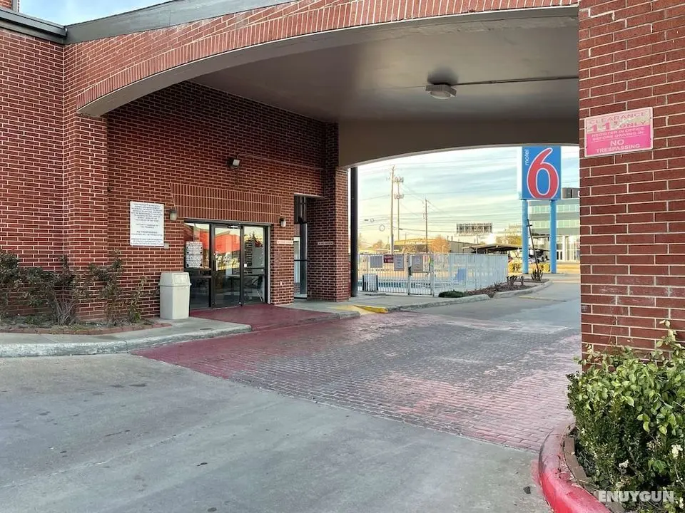 Studio 6 Houston, TX - Brookhollow - Öne Çıkan Resim