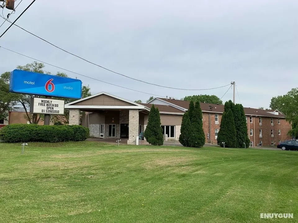 Studio 6 Rockford, IL - Öne Çıkan Resim