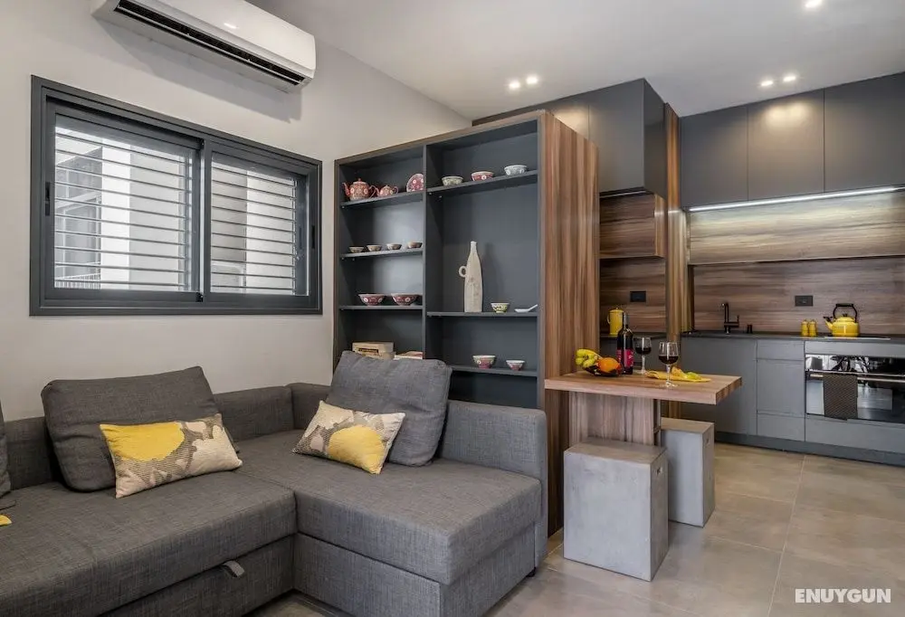 Studio Apartment with Balcony near Beach - Öne Çıkan Resim