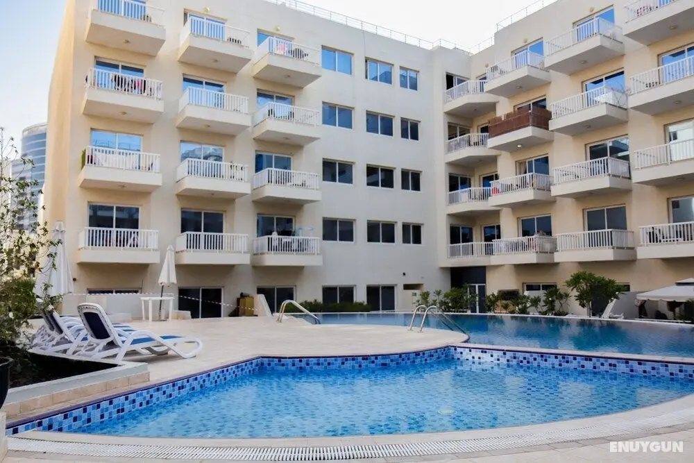 Studio Apartment in Knightbridge Court - Havuz