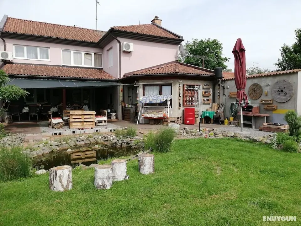 Studio Apartments Korosteljev - Öne Çıkan Resim