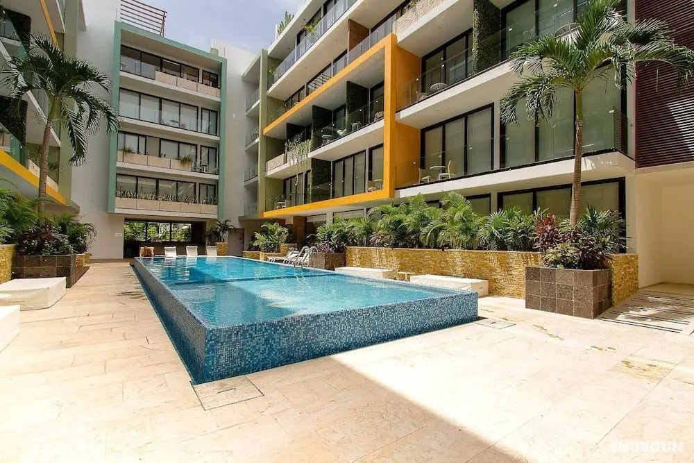 Studio Close to 5th Av w Amazing Roof Pool View, Gym, Spa and More - Öne Çıkan Resim