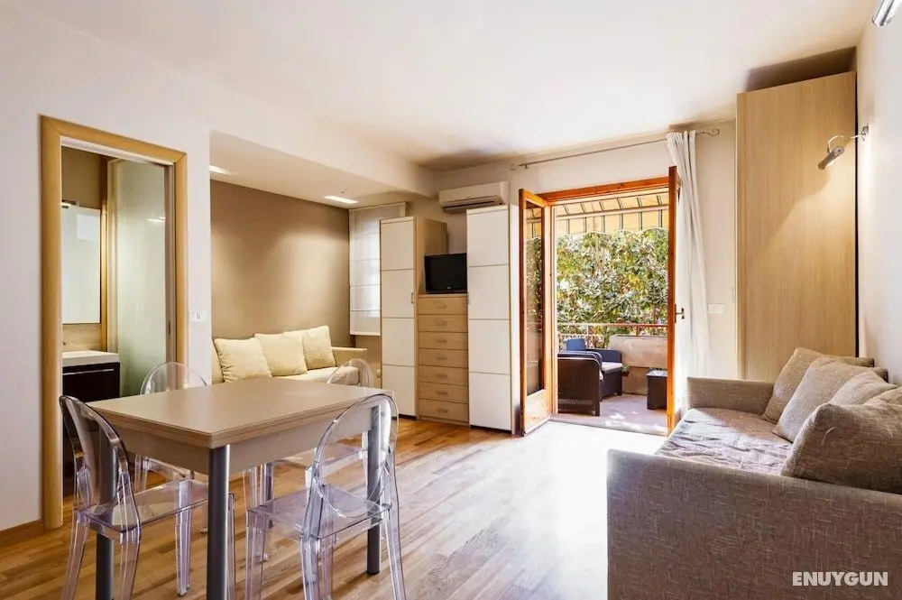 Studio La Romantica con Terrazzino by Wonderful Italy - Oda