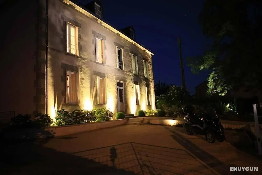 Studios Marie Barrault - Öne Çıkan Resim