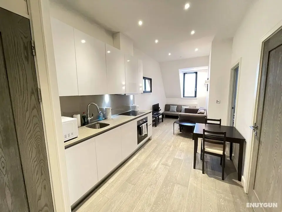 Stunning 1-bed Deluxe Apartment in Slough - Öne Çıkan Resim