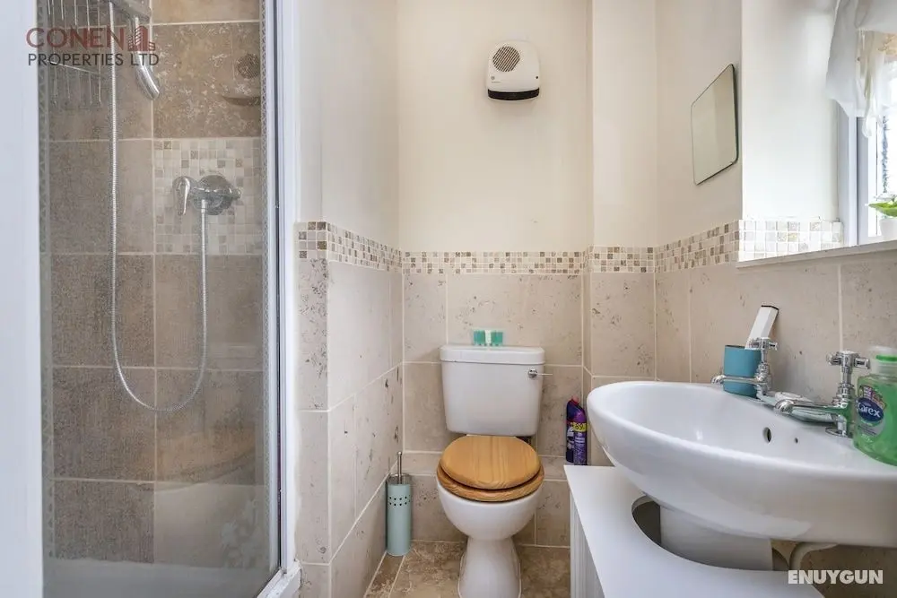 Stunning 2-bed Apartment in Grays - Öne Çıkan Resim
