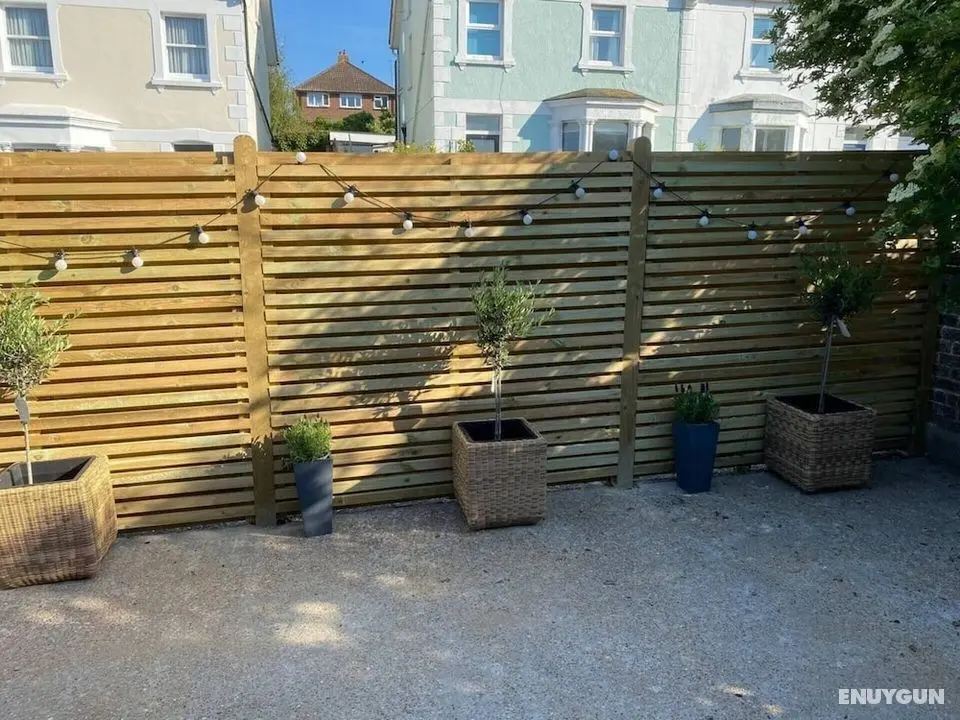 Stunning 2-bed Self Contained Oasis in Eastbourne - Dış Mekanlar