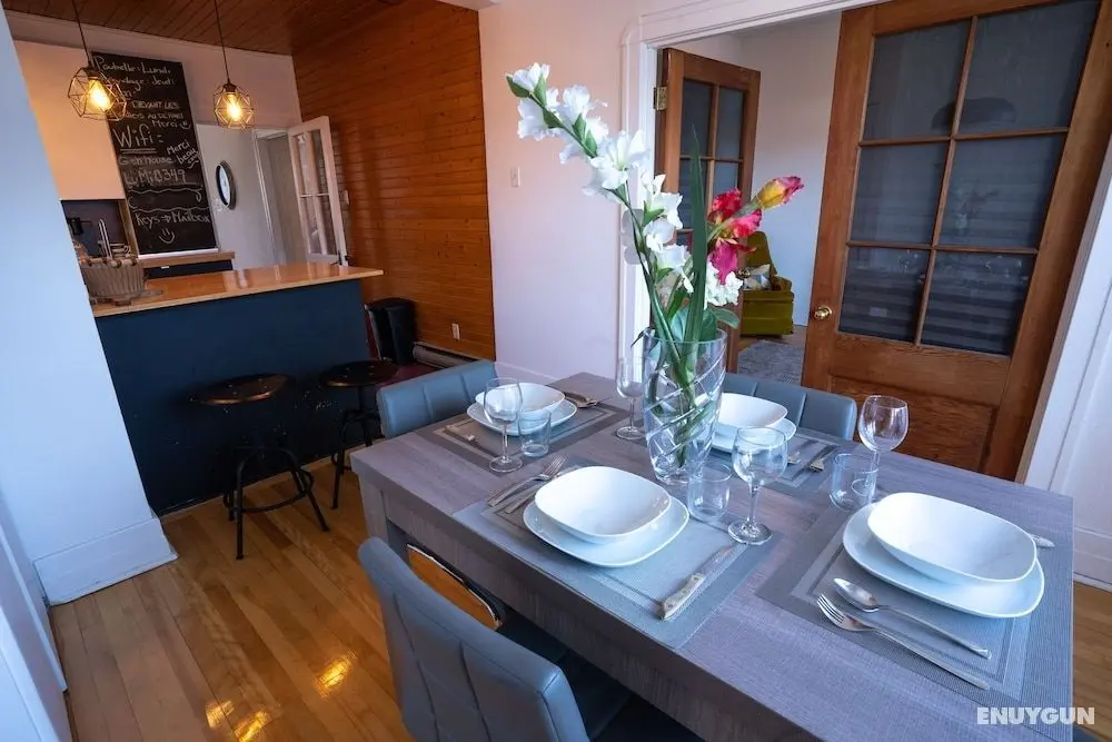 Stunning 2 Bedroom Apt! 3mins Walk From CDN Metro - Öne Çıkan Resim