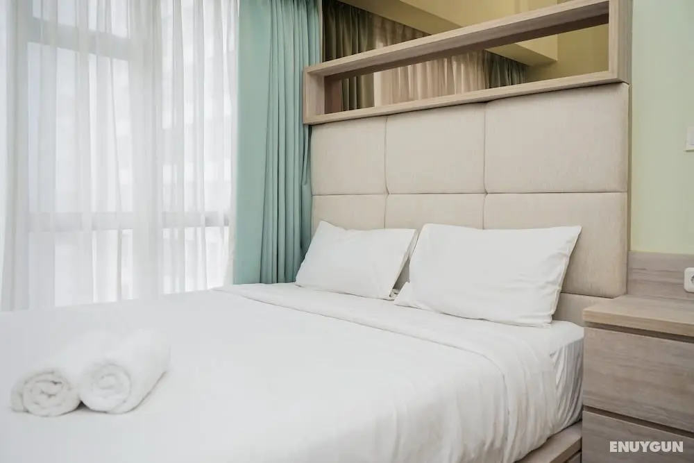 Stunning 2Br With Working Room Apartment At M-Town Residence - Oda