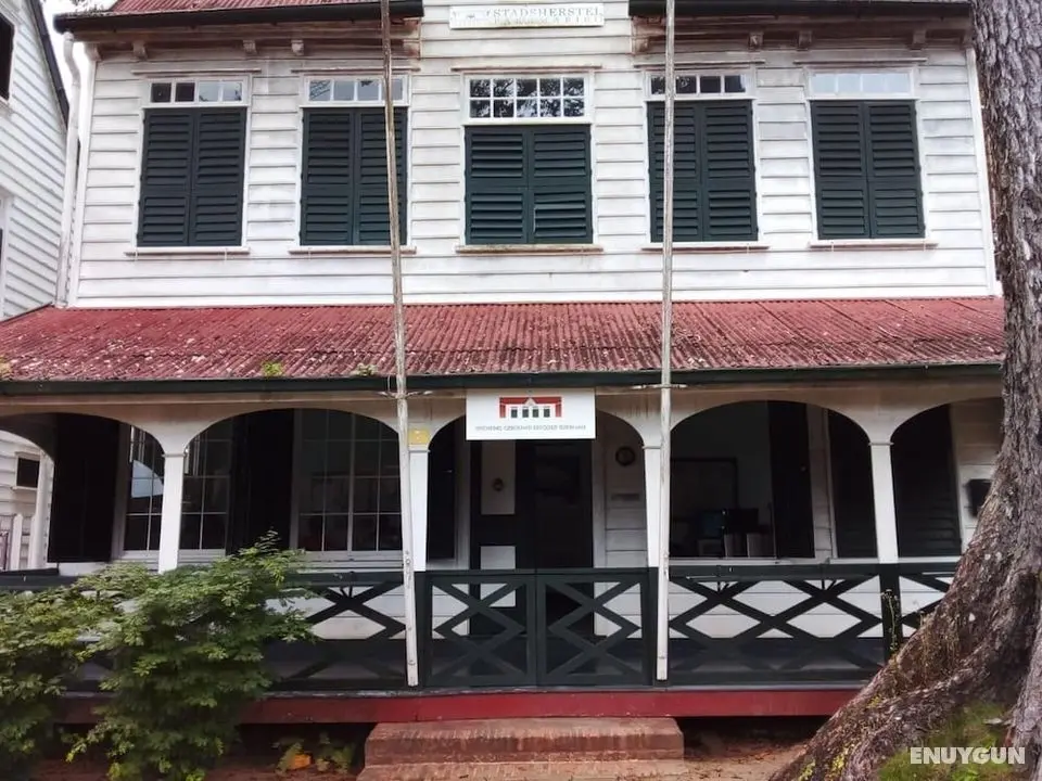 Stunning 3-bed House in Paramaribo, Suriname - Dış Mekan