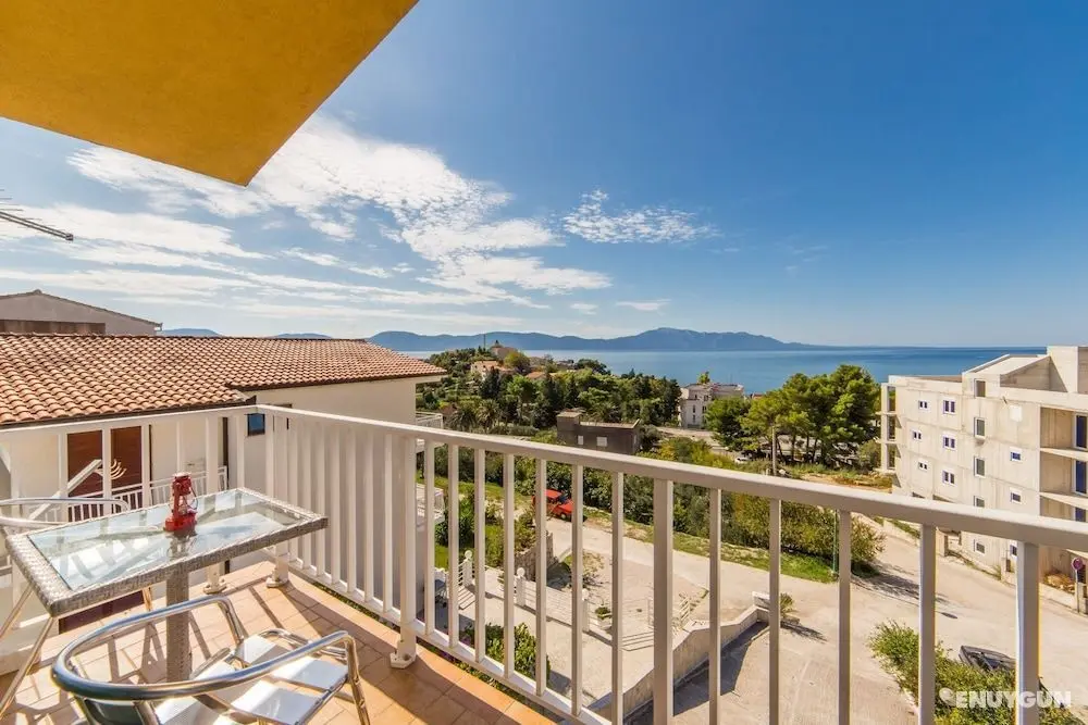 Stunning 3-bedroom Apartment in Gradac - Oda Düzeni