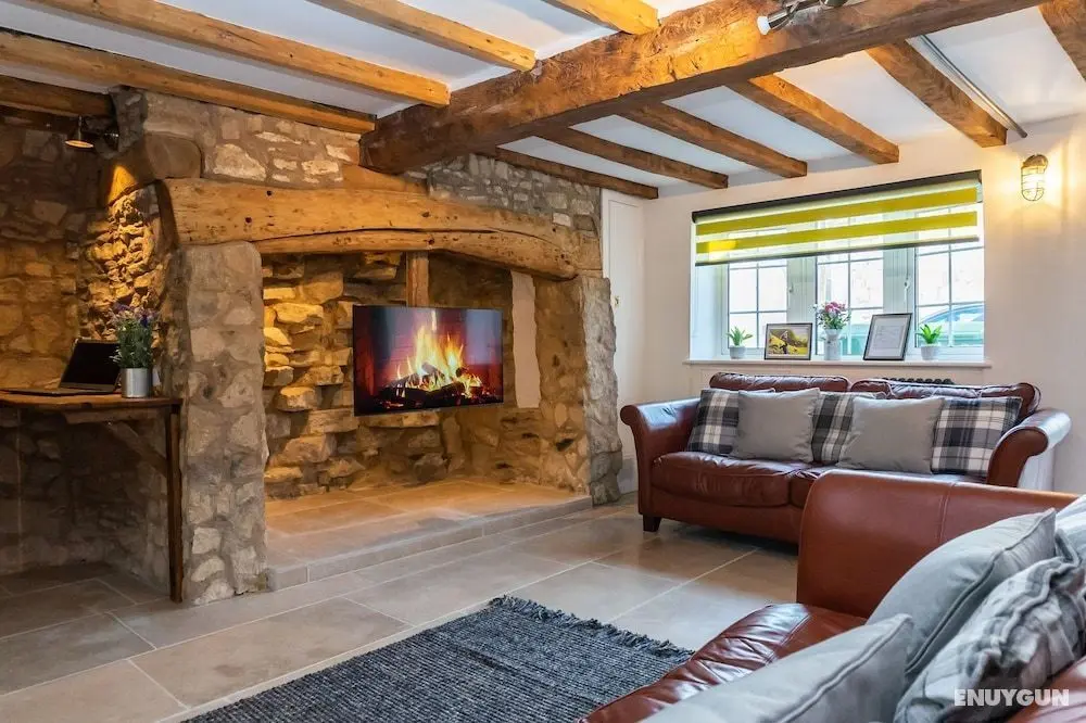 Stunning 4 Bed Sleeps 8 Cottage Parking - Öne Çıkan Resim