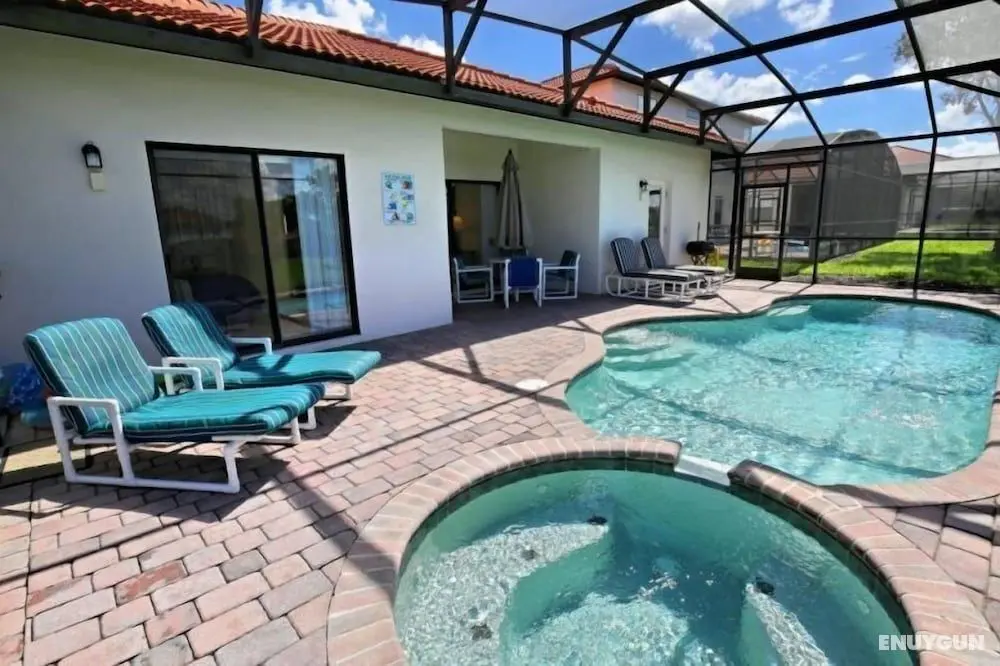 Stunning 4 Bedroom Villa With Its Own Private Pool and Spa - 230 - Oda