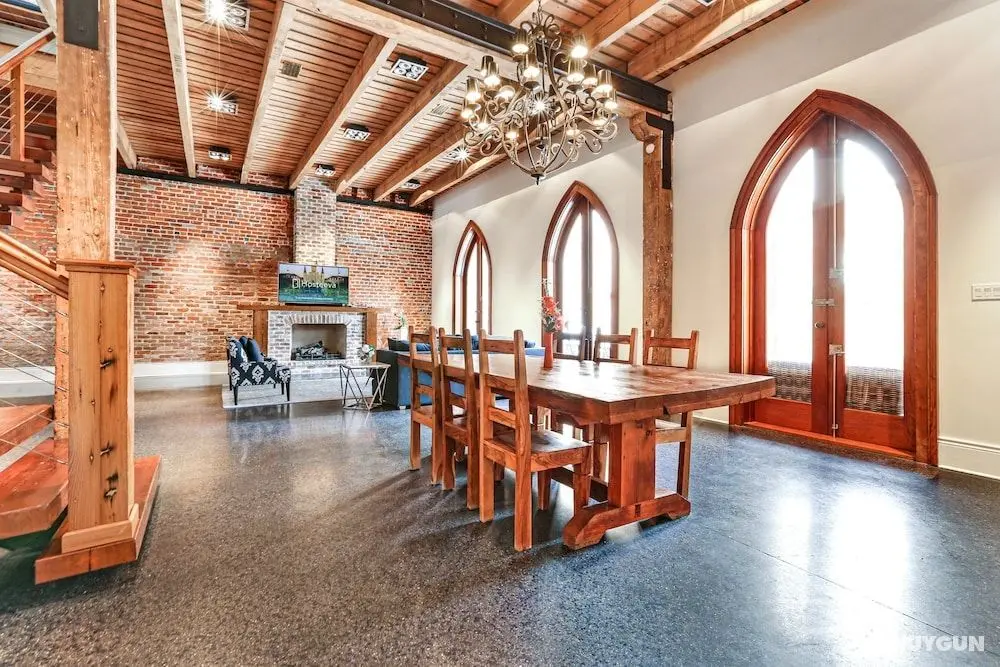 Stunning 5 BR Urban Oasis Dt NOLA - Öne Çıkan Resim